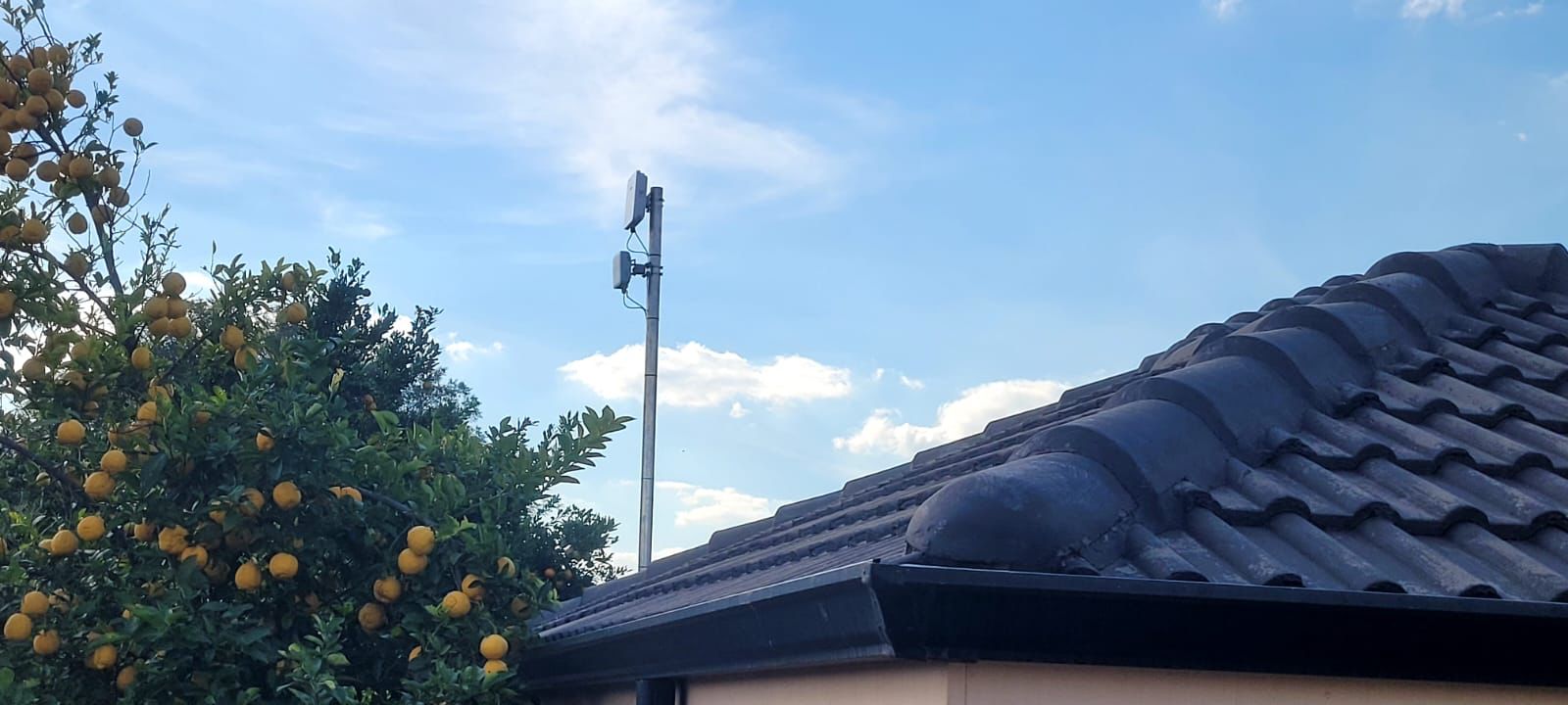 Rooftop Tarana FWA Receiver